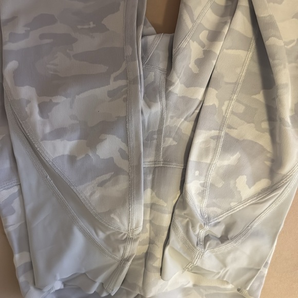 Lululemon leggings - Picture 2 of 3